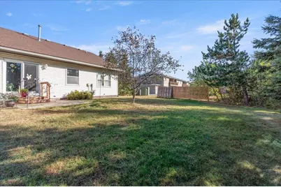 2401 Hillcrest Drive, Brainerd, MN 56401 - Photo 25