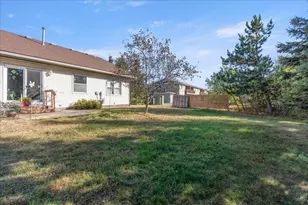 2401 Hillcrest Dr, Brainerd, MN 56401 - Photo 25