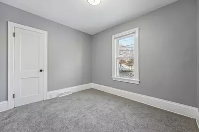 1008 Lowry Avenue N, Minneapolis, MN 55411 - Photo 9