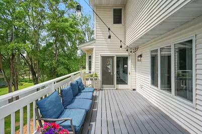 685 Flora Square, Prescott, WI 54021 - Photo 7