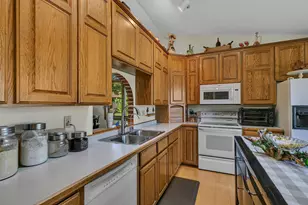 404 7th Street NE, Melrose, MN 56352 - Photo 7