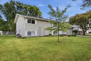 630 Appletree Ln, Moorhead, MN 56560 - Photo 31