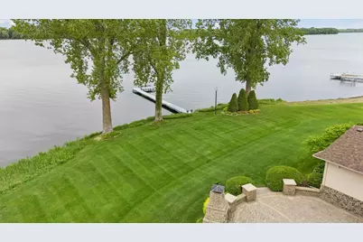 22447 Dodge Court, Faribault, MN 55021 - Photo 15