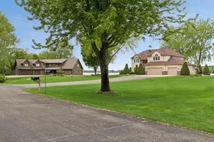 22447 Dodge Ct, Faribault, MN 55021 - Photo 5