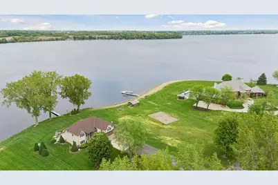 22447 Dodge Court, Faribault, MN 55021 - Photo 7