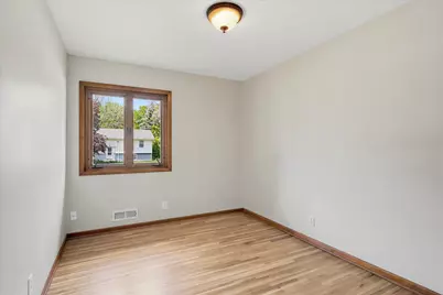 320 113th Avenue NE, Blaine, MN 55434 - Photo 37