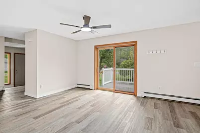 6262 7th Street N, Oakdale, MN 55128 - Photo 3