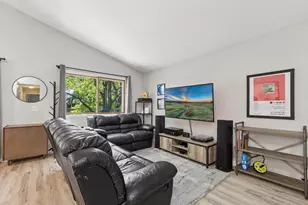 13746 84th Pl N, Maple Grove, MN 55369 - Photo 5