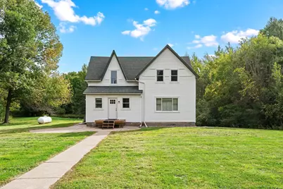 1052 Grand Street, Ogilvie, MN 56358 - Photo 3