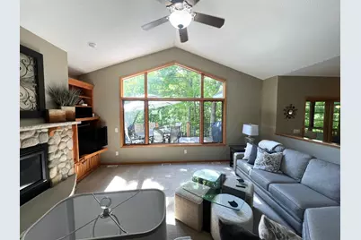 8551 Summit Oaks Bay, Savage, MN 55378 - Photo 17