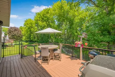 9918 Kiwi Avenue N, Brooklyn Park, MN 55443 - Photo 31