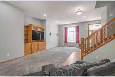 9918 Kiwi Avenue N, Brooklyn Park, MN 55443 - Photo 7