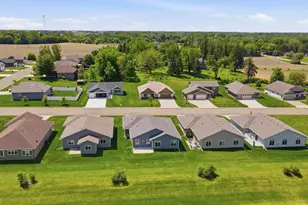 1562 Eagle Ridge St NE, Owatonna, MN 55060 - Photo 31