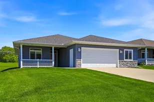 1562 Eagle Ridge St NE, Owatonna, MN 55060 - Photo 1