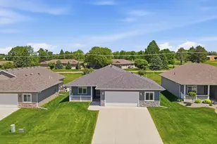 1562 Eagle Ridge St NE, Owatonna, MN 55060 - Photo 33