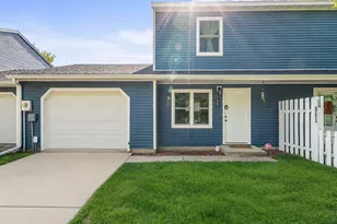 862 W Village Circle SE, Rochester, MN 55904 - Photo 1