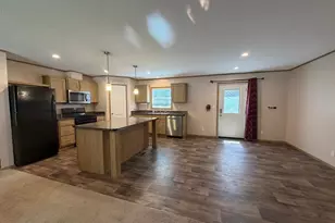751 Dewey St, Walnut Grove, MN 56180 - Photo 5