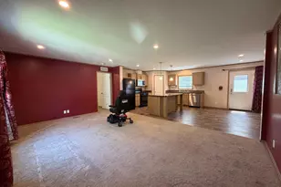 751 Dewey St, Walnut Grove, MN 56180 - Photo 3