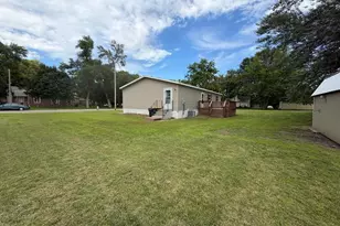 751 Dewey St, Walnut Grove, MN 56180 - Photo 25