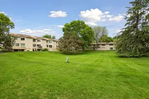 7004 Quail Cir W, Brooklyn Center, MN 55429 - Photo 37