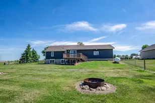 13010 212th Ave NE, New London, MN 56273 - Photo 5