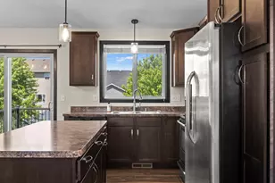 9420 Toledo Ln N, Brooklyn Park, MN 55443 - Photo 13