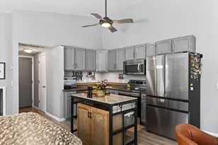 3608 Gershwin Ln N, Oakdale, MN 55128 - Photo 9