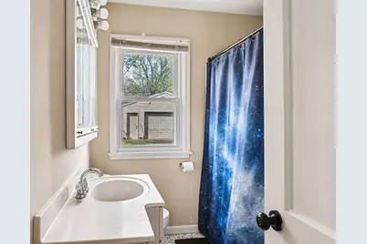 2111 Fremont Avenue E, Saint Paul, MN 55119 - Photo 9