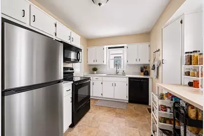 2111 Fremont Avenue E, Saint Paul, MN 55119 - Photo 3