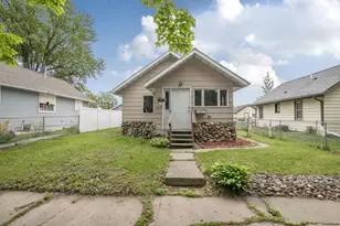 524 2nd St SE, Saint Cloud, MN 56304 - Photo 1