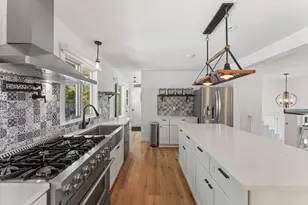 17046 Chiltern Hills Rd, Minnetonka, MN 55345 - Photo 9