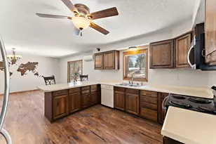 8290 Angus Ave, Inver Grove Heights, MN 55077 - Photo 15