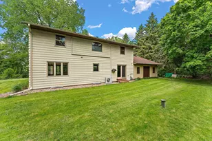 8290 Angus Ave, Inver Grove Heights, MN 55077 - Photo 7