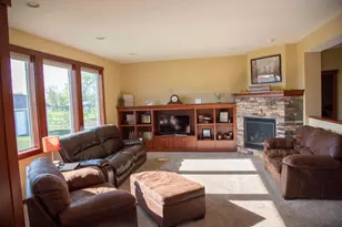 731 St James Cir, Litchfield, MN 55355 - Photo 7