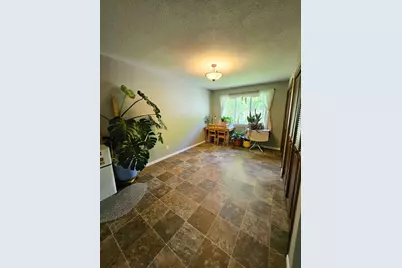 809 Park Avenue, Morris, MN 56267 - Photo 9