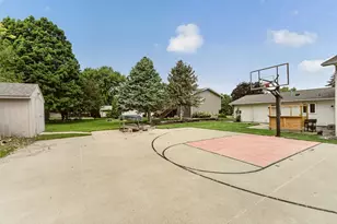 1004 6th St NW, Dodge Center, MN 55927 - Photo 3