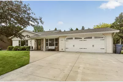 1004 6th Street NW, Dodge Center, MN 55927 - Photo 1
