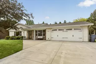 1004 6th St NW, Dodge Center, MN 55927 - Photo 1
