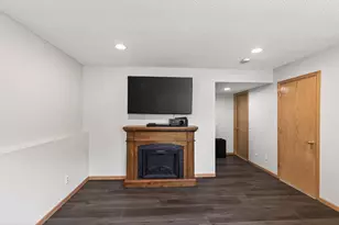 1104 Spruce St, Farmington, MN 55024 - Photo 21
