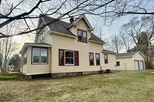 227 1st Ave SE, Glenwood, MN 56334 - Photo 1