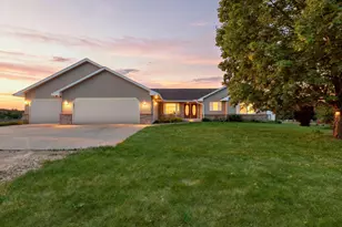 440 Kuntz Dr, Independence, MN 55359 - Photo 3