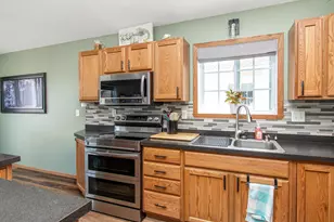6182 35th St S, Fargo, ND 58104 - Photo 13