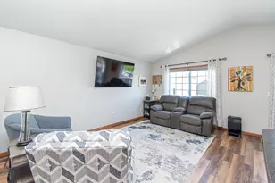 6182 35th St S, Fargo, ND 58104 - Photo 5