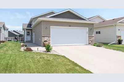 6182 35th Street S, Fargo, ND 58104 - Photo 1
