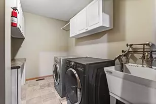 356 Arlington Ave W, Saint Paul, MN 55117 - Photo 13