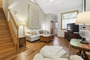 18091 Settlers Way, Eden Prairie, MN 55347 - Photo 3