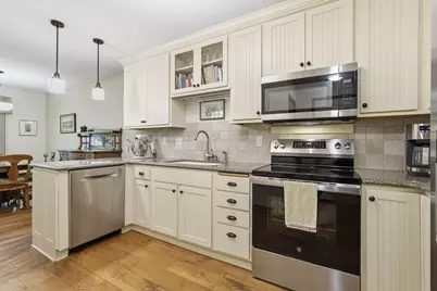 18091 Settlers Way, Eden Prairie, MN 55347 - Photo 5
