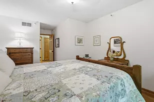 18091 Settlers Way, Eden Prairie, MN 55347 - Photo 11