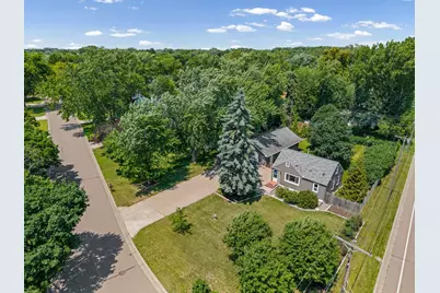 2185 Pinewood Drive, Mounds View, MN 55112 - Photo 9