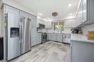 3514 Riverview Circle, Moorhead, MN 56560 - Photo 5